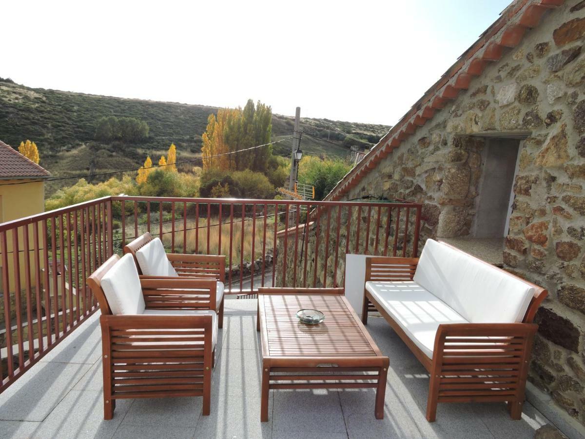 Casa Sierra De Gredos Guest House Navasequilla ภายนอก รูปภาพ