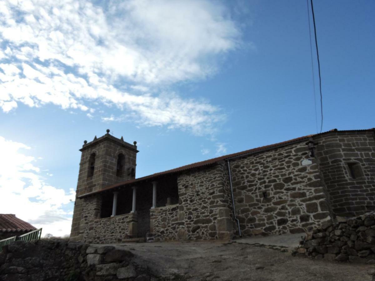 Casa Sierra De Gredos Guest House Navasequilla ภายนอก รูปภาพ