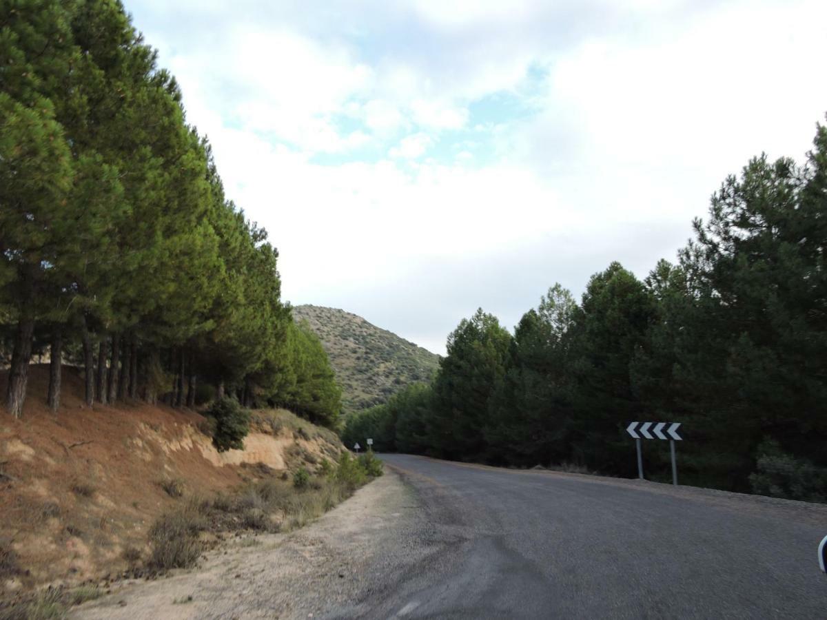 Casa Sierra De Gredos Guest House Navasequilla ภายนอก รูปภาพ
