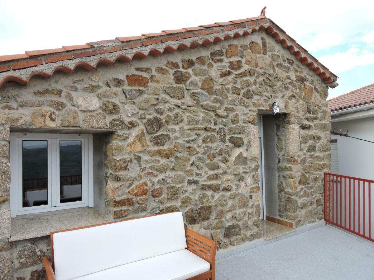 Casa Sierra De Gredos Guest House Navasequilla ภายนอก รูปภาพ