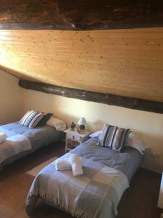 Casa Sierra De Gredos Guest House Navasequilla ภายนอก รูปภาพ